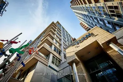 Condo Apartment in Toronto