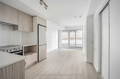 395 Bloor Street E 2103, Toronto C08, On M4w 0b4