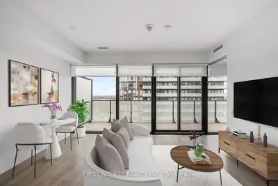 Condo Apartment in Toronto