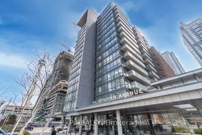 4k Spadina Avenue 722, Toronto C01, On M5v 3y9