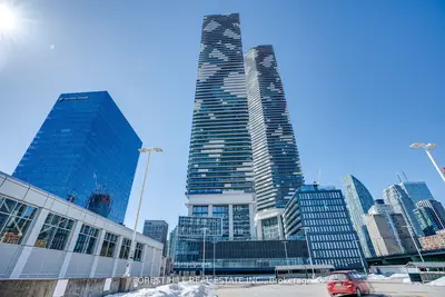 138 Downes Street 1512, Toronto C08, On M5e 0e4