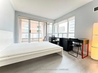 909 Bay Street 604-t, Toronto C01, On M5s 3g2