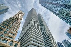 42 E Charles Street 2804, Toronto C08, ON M4Y 0B7