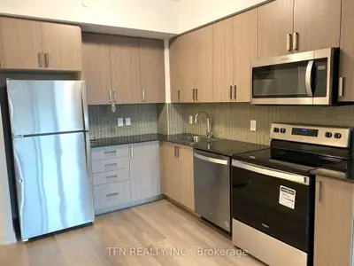 1603 Eglinton Avenue W 408, Toronto C03, On M6e 0a1