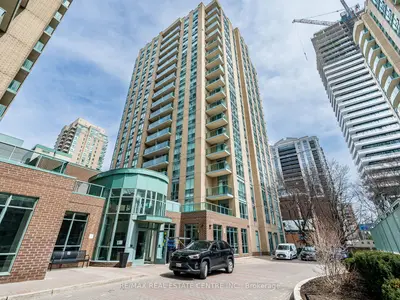 Condo Apartment in Toronto