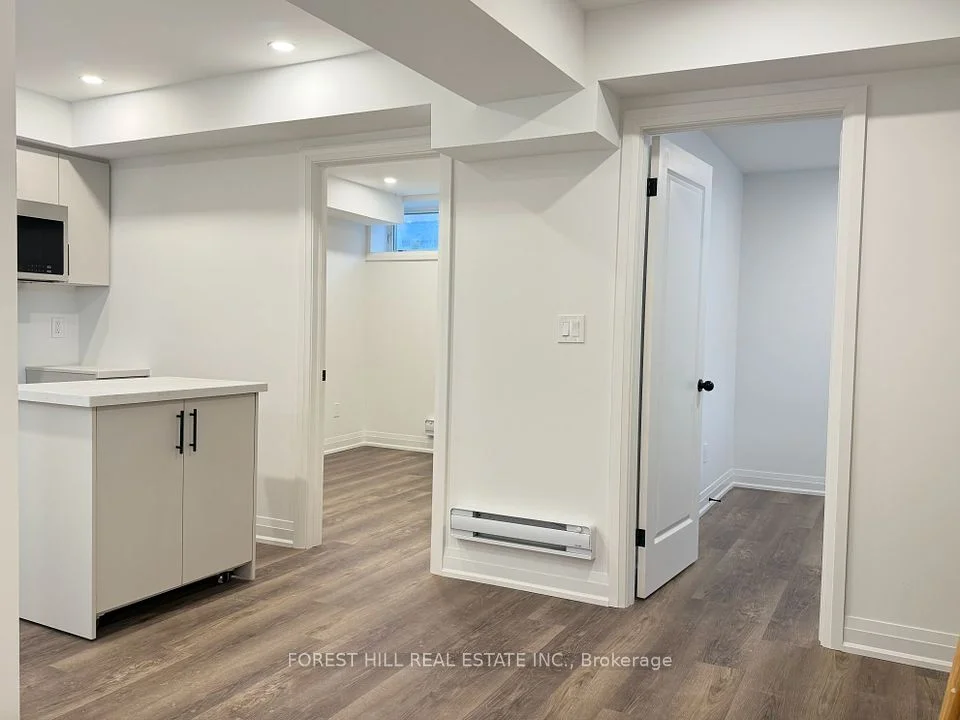 12 Franklin Avenue Suite C(Basement), Toronto C07, ON M2N 1B6
