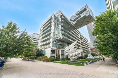Condo Apartment in Toronto