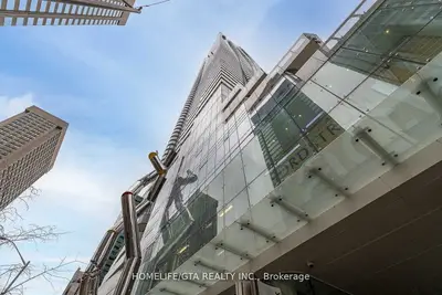Condo Apartment in Toronto