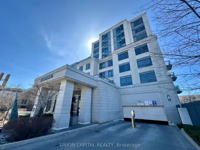 Condo Apartment in Toronto