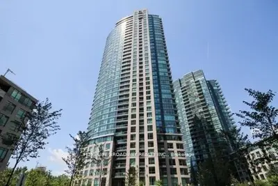 219 Fort York Boulevard 418, Toronto C01, On M5v 1b1