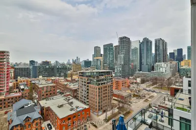 Condo Apartment in Toronto