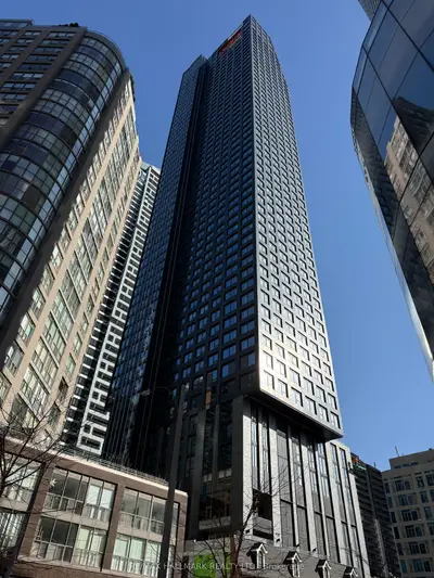 8 Wellesley Street W 2106, Toronto C01, On M4y 0j5