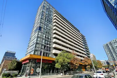 Condo Apartment in Toronto
