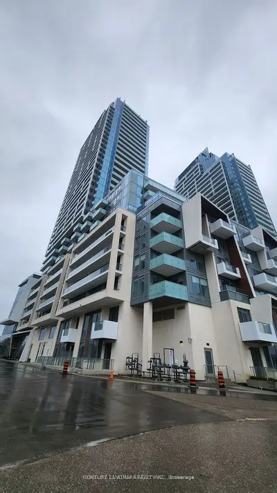 Condo Apartment in Toronto