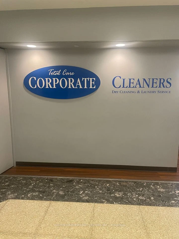 777 Bay Street M217, Toronto C01, ON M5G 2C8