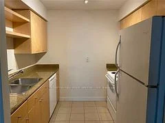 373 Front Street W 702, Toronto C01, ON M5V 3Y9