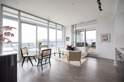 Condo Apartment in Toronto