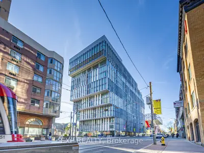 50 Mccaul Street 1114, Toronto C01, On M5t 1v9