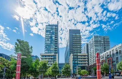 36 Lisgar Street 1503, Toronto C01, On M6j 0c7