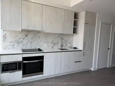 8 Wellesley Street W 3105, Toronto C01, On M4y 0j5