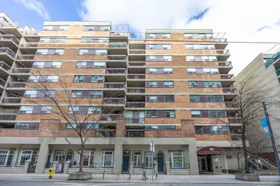 89 Mccaul Street 923, Toronto C01, On M5t 2x3