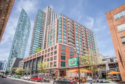Condo Apartment in Toronto