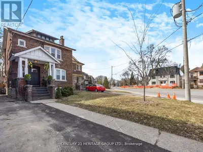 Detached in Toronto