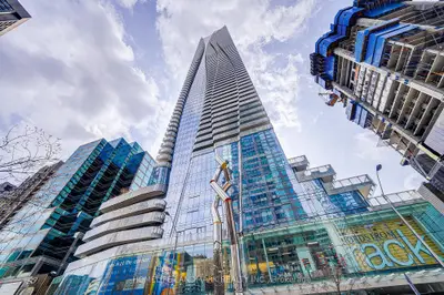 Condo Apartment in Toronto