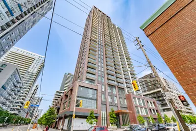 130 River Street 501, Toronto C08, On M5a 0r8