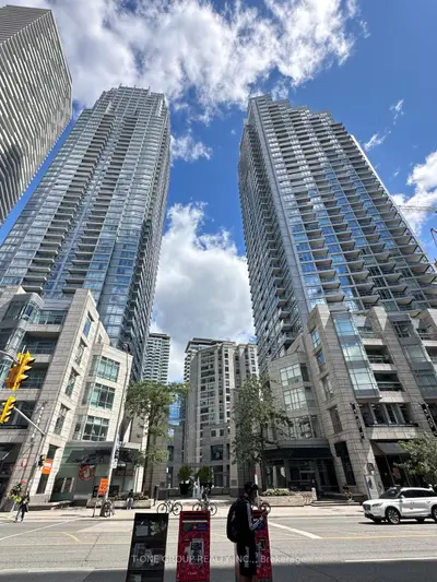 2181 Yonge Street 1503, Toronto C10, On M4s 3h7