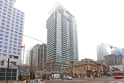 8 Mercer Street N 607, Toronto C01, On M5v 0c4