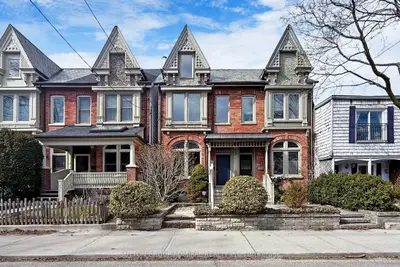 426 Wellesley Street E, Toronto C08, On M4x 1h7