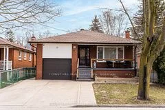 33 Madawaska Avenue, Toronto C14, ON M2M 2R1