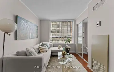 711 Bay Street 1221, Toronto C01, On M5g 2j8