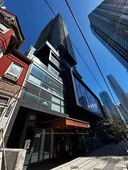 290 Adelaide Street 3507, Toronto C01, ON M5V 1P6