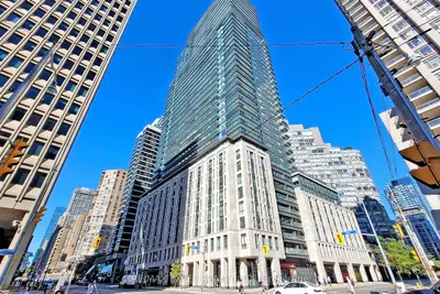 955 Bay Street 711, Toronto C01, On M5s 0c6