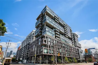 Condo Apartment in Toronto