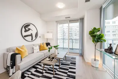 Condo Apartment in Toronto