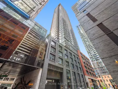 55 Mercer Street 1006, Toronto C01, On M5v 3w2