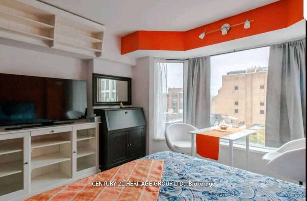 155 Yorkville Avenue 403, Toronto C02, On M5r 0b4