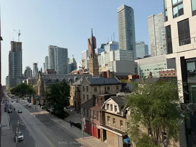 Condo Apartment in Toronto