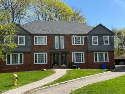 Fourplex in Toronto