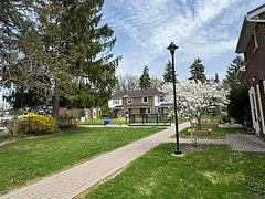 537 Steeles Avenue W 3, Toronto C07, ON M2M 3Y1