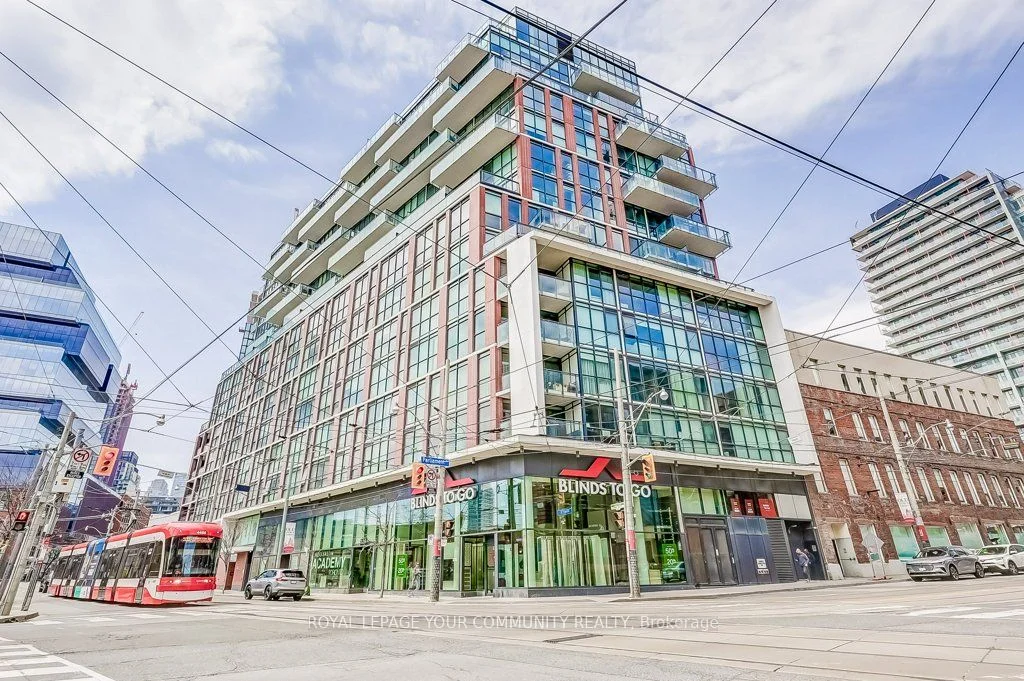 Condo Apartment in Toronto