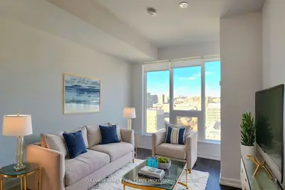 203 College Street 1805, Toronto C01, On M5t 1p9