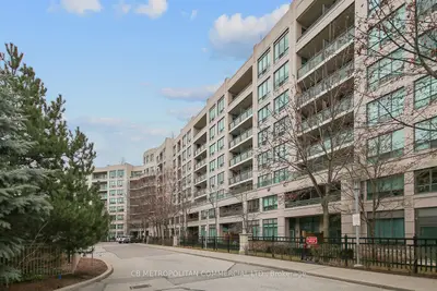 Condo Apartment in Toronto