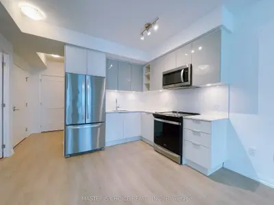 Condo Apartment in Toronto