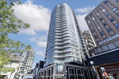 88 Cumberland Street 512, Toronto C02, On M5r 0c8