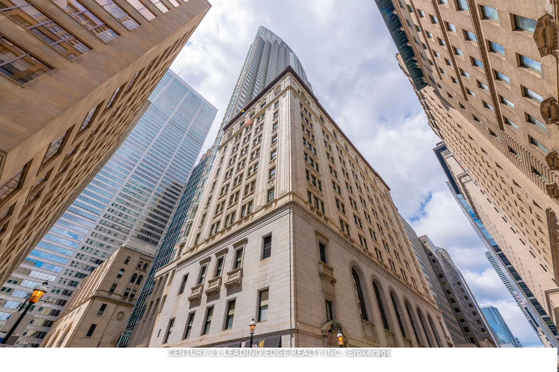 1 King Street W 2903, Toronto C01, ON M5H 1A1
