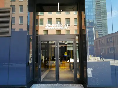 87 Peter Street 1710, Toronto C01, On M5v 0p1